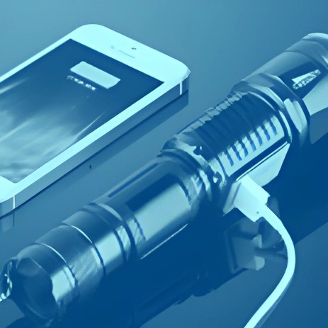 se muestra como se carga una lampara usb